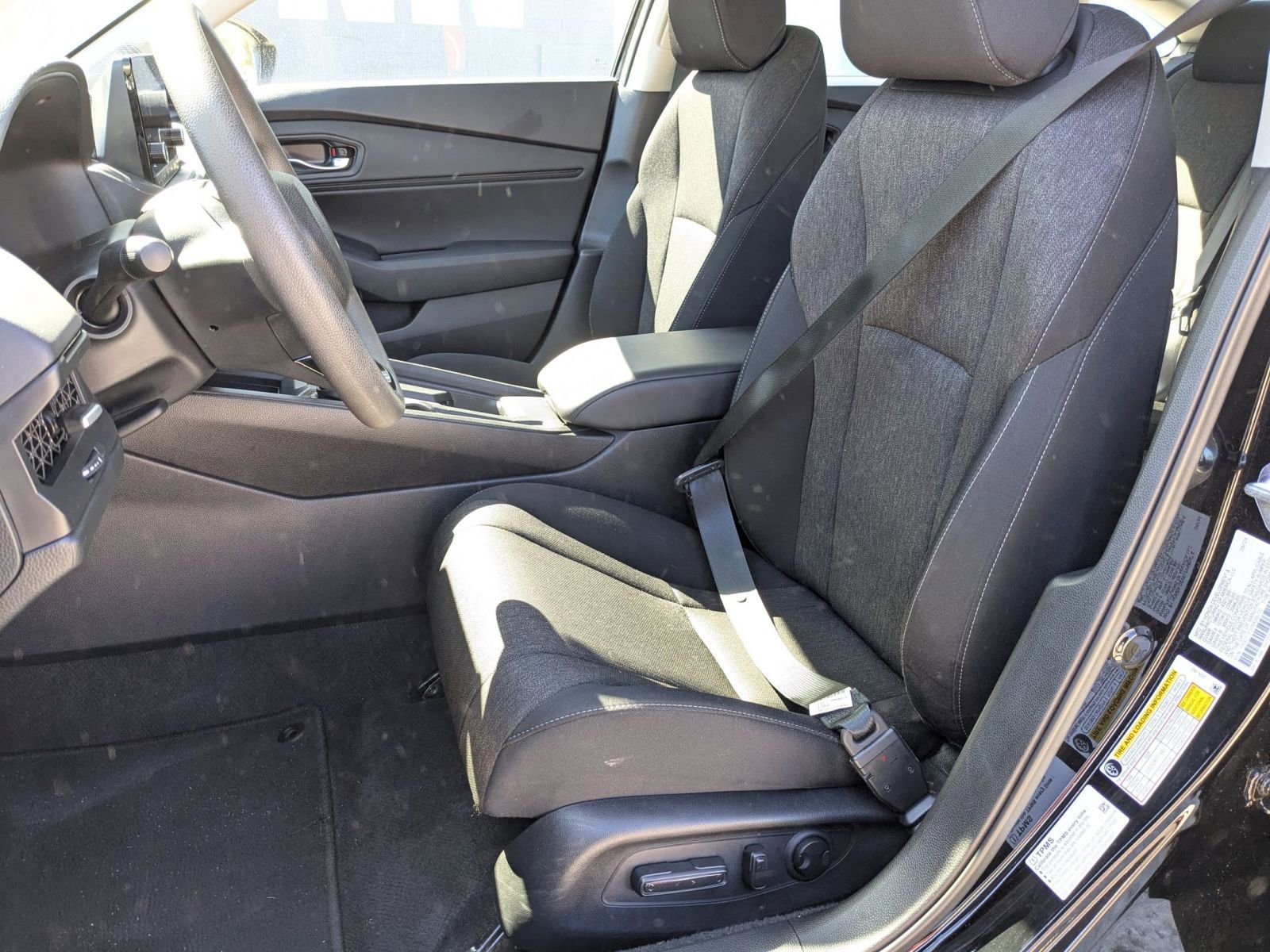 Used 2024 Honda Accord EX image 6