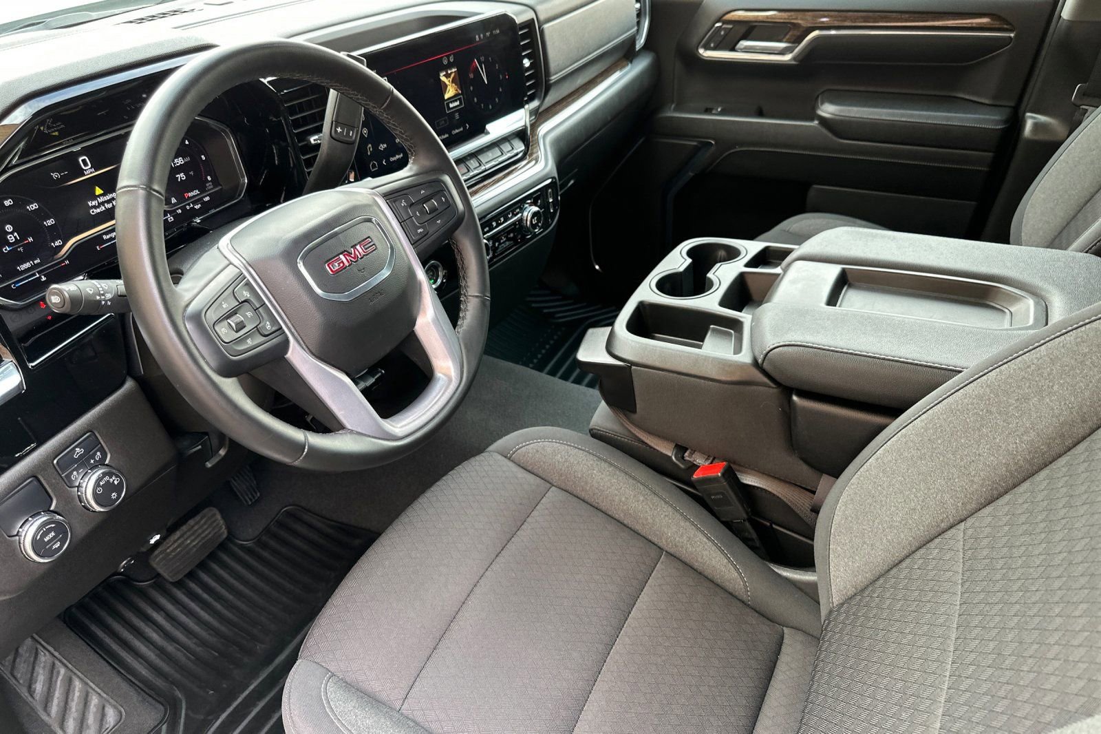 Certified 2024 GMC Sierra 1500 SLE image 10