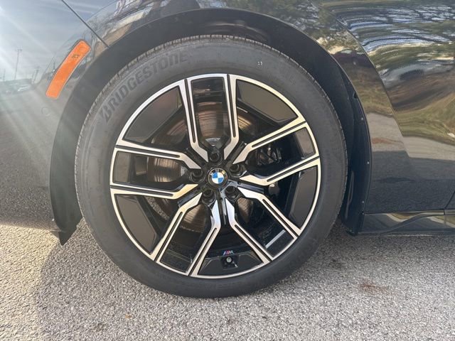 New 2026 BMW 740i xDrive image 9
