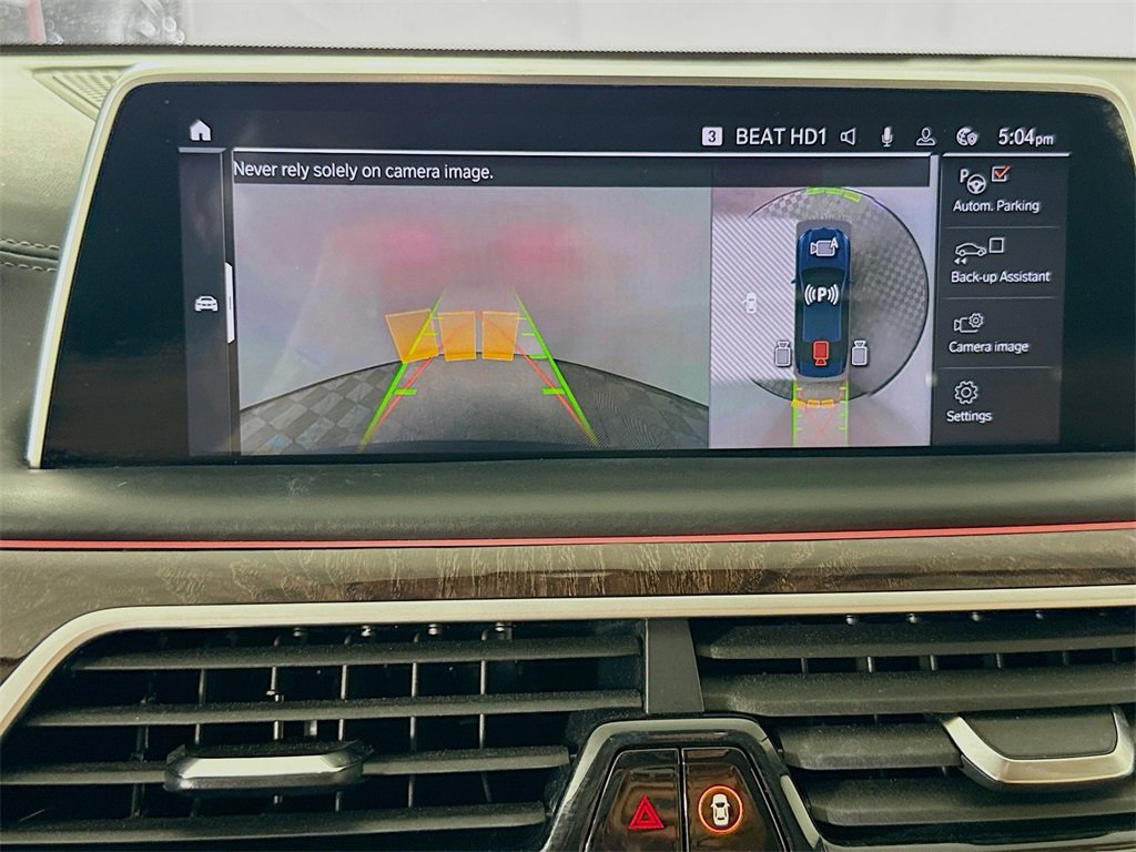 Used 2021 BMW 750i xDrive w/ Executive Package image 15