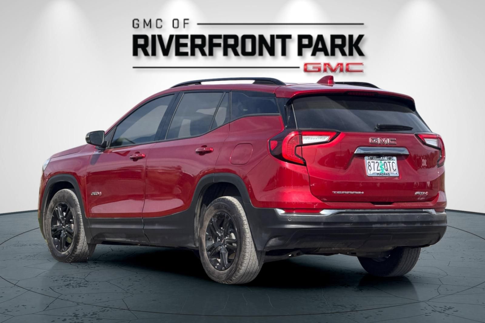 Used 2024 GMC Terrain AT4 w/ LPO, Floor Liner Package AWD/4WD image 5