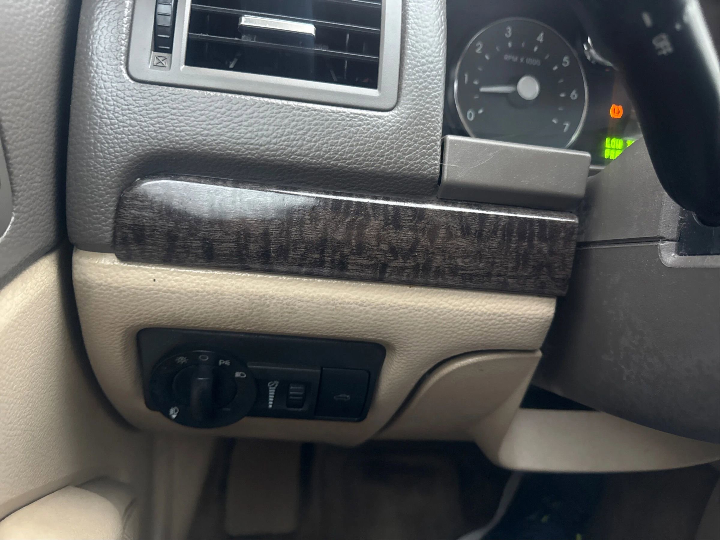 Used 2008 Mercury Milan Premier image 25