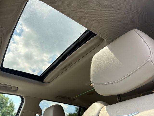 Used 2019 Cadillac Escalade Luxury AWD/4WD image 33
