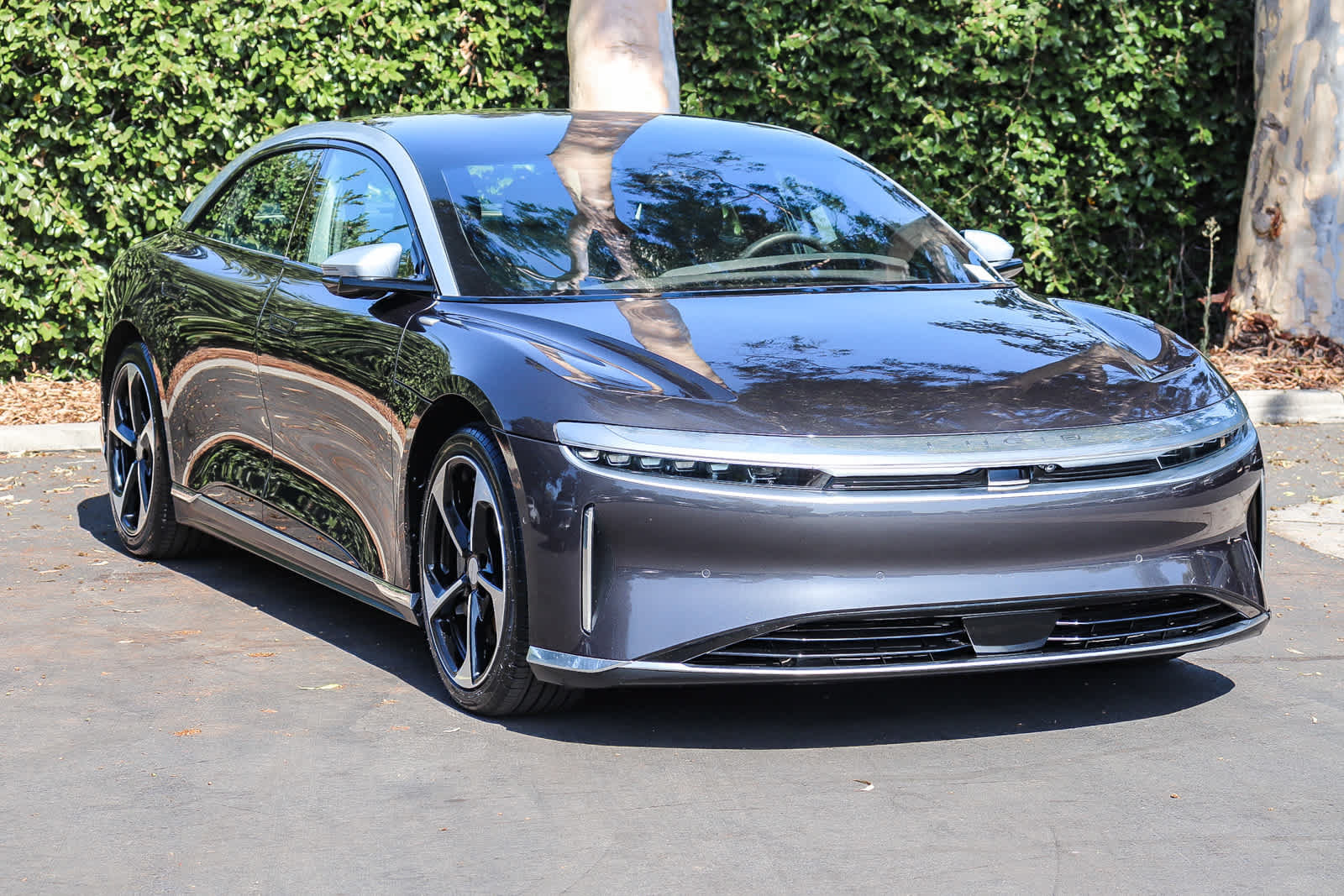Used 2023 Lucid Air Grand Touring AWD/4WD image 3