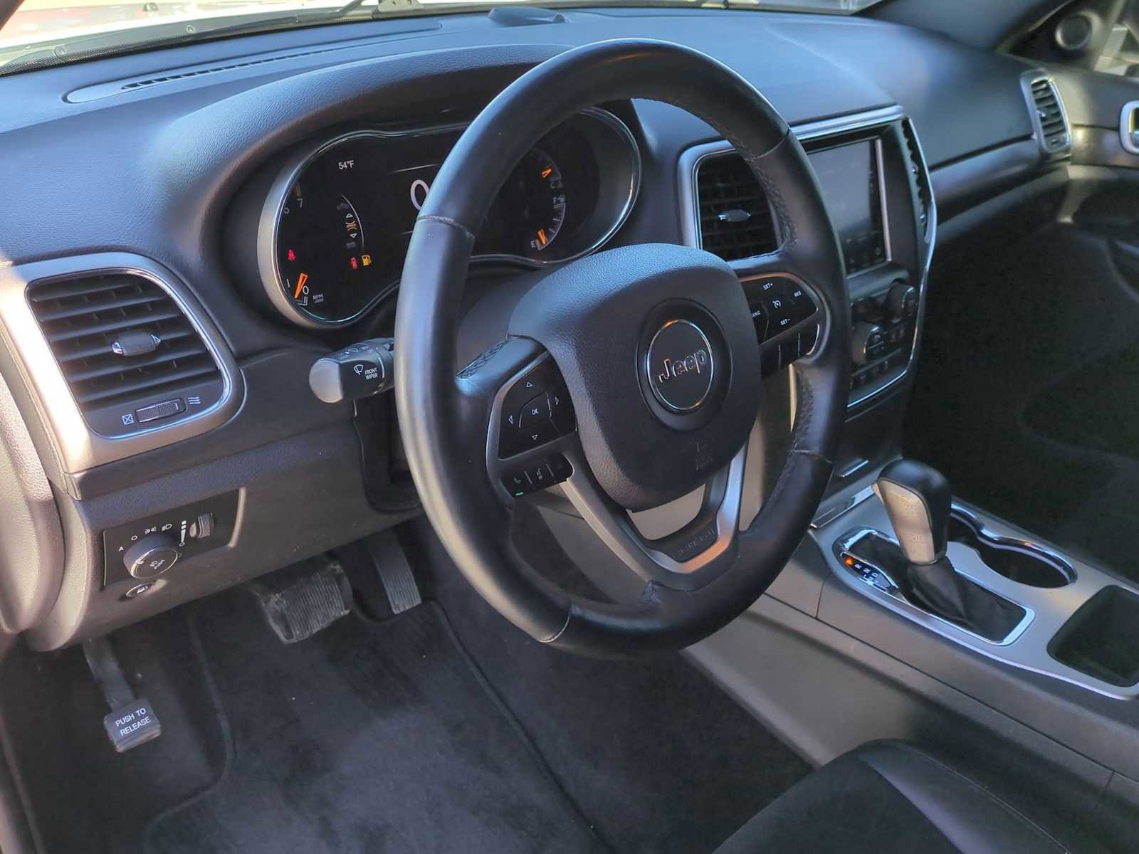 Used 2018 Jeep Grand Cherokee Altitude image 10