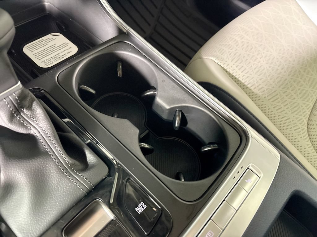 New 2026 Kia Carnival EX FWD image 15