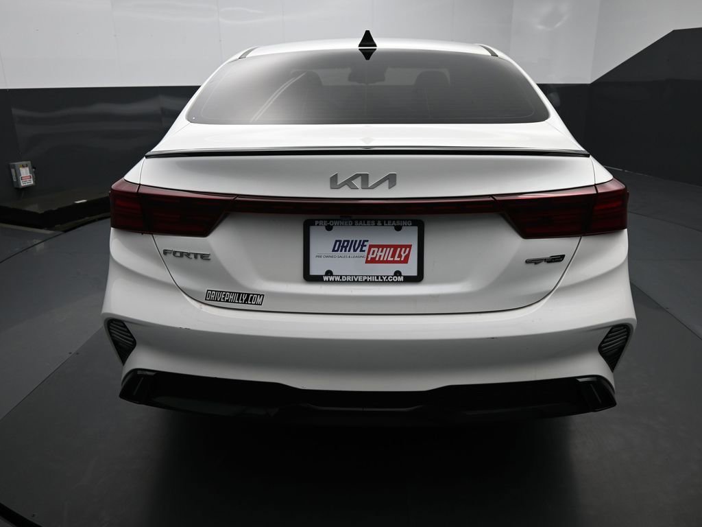 Used 2022 Kia Forte GT-Line w/ GT-Line Premium Package FWD image 5