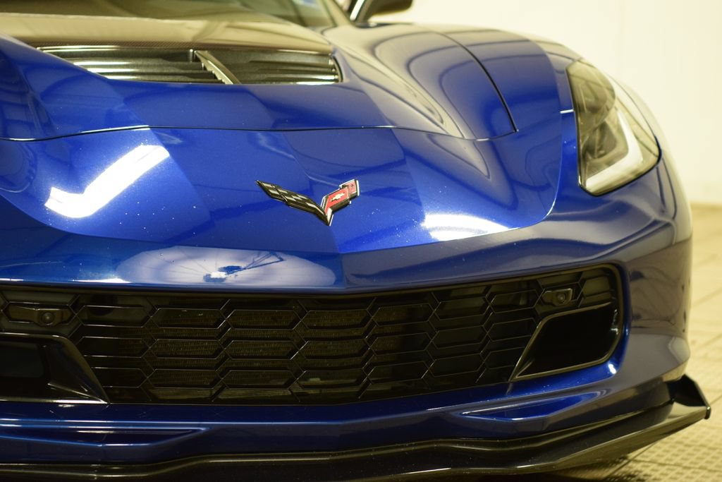 Used 2016 Chevrolet Corvette Z06 w/ Z07 Performance Package RWD image 11
