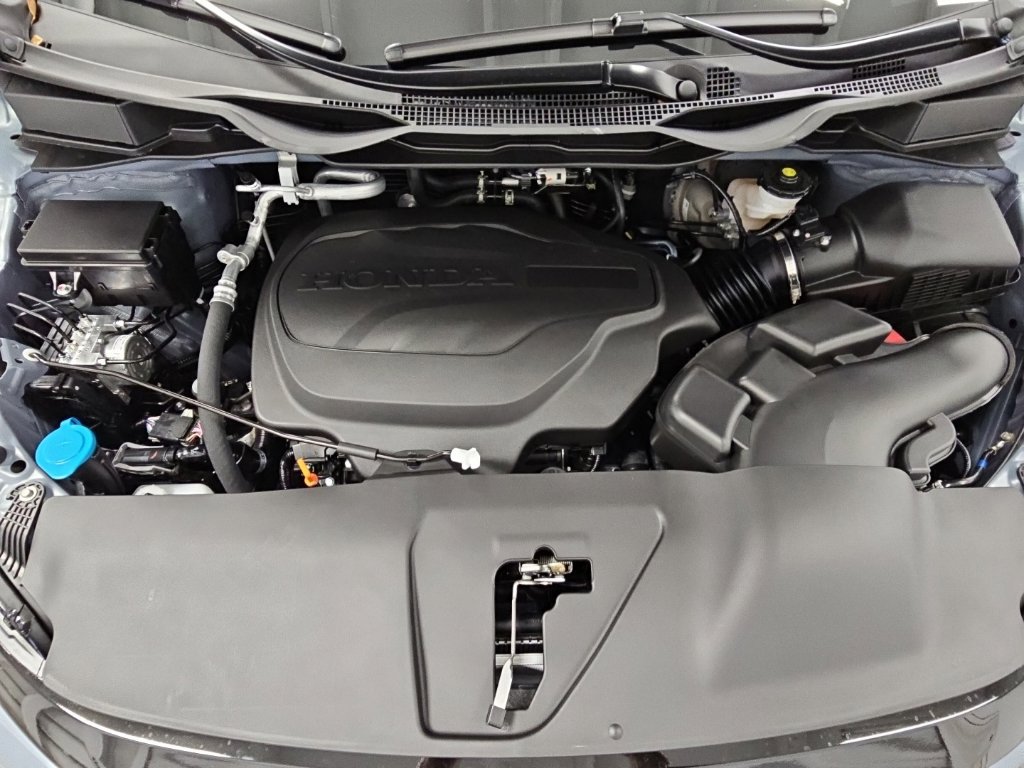 New 2027 Honda Odyssey Touring image 42