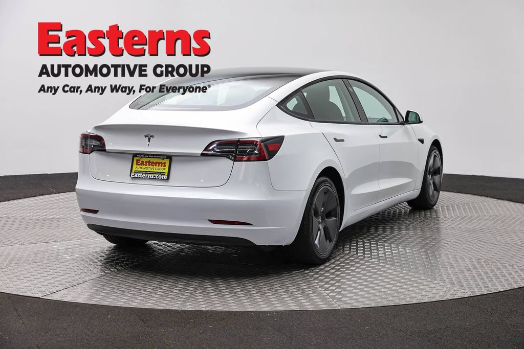 Used 2023 Tesla Model 3 Standard Range RWD image 5