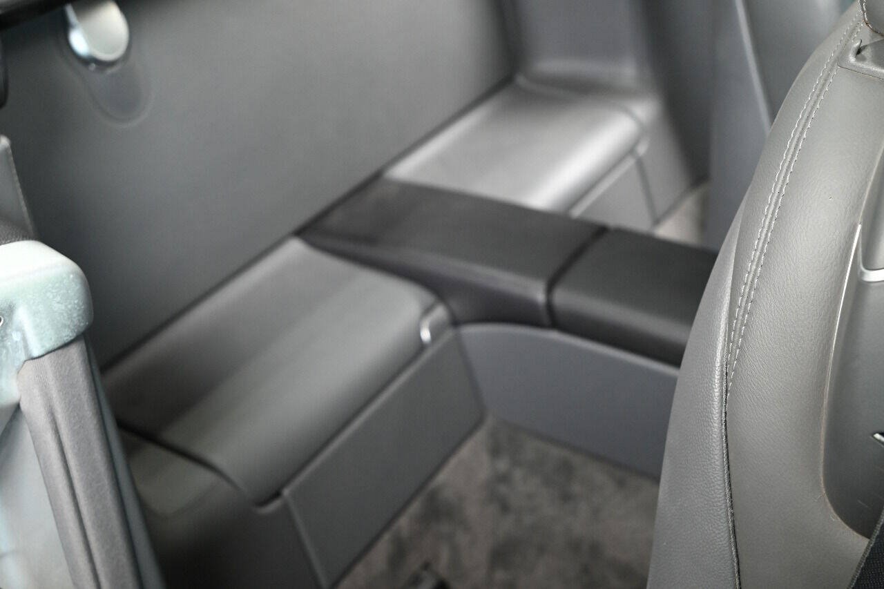 Used 2004 Mercedes-Benz SL 500 image 21