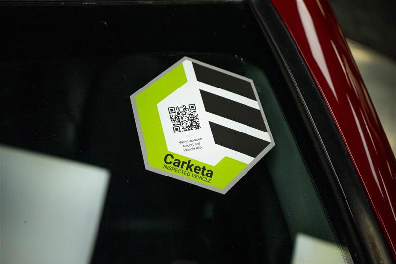 Used 2020 Toyota Camry SE w/ Carpet Mat Package image 22