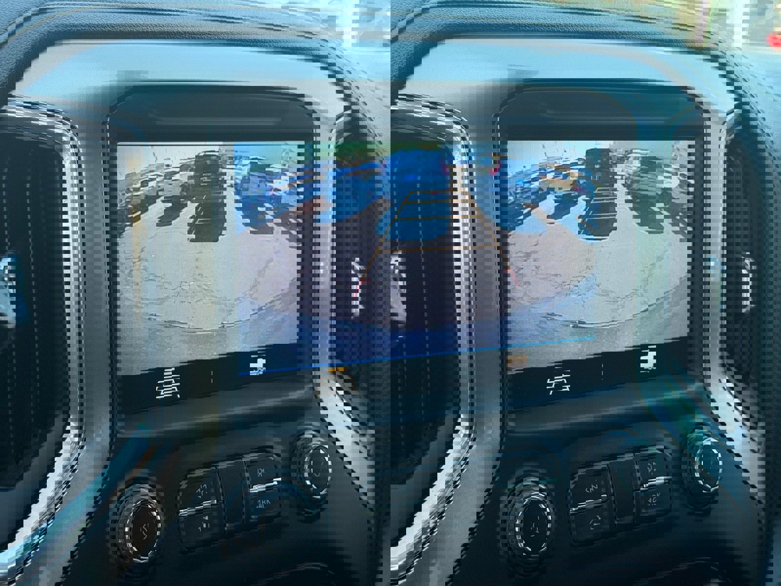 Used 2020 Chevrolet Silverado 1500 LT Trail Boss w/ Convenience Package image 29