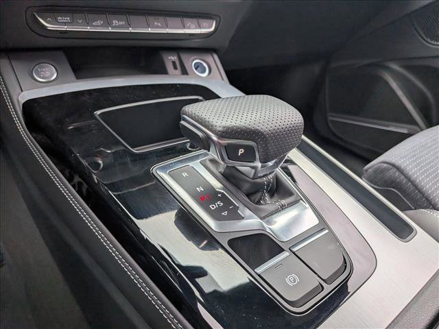 Used 2024 Audi Q5 e Premium Plus AWD/4WD image 18