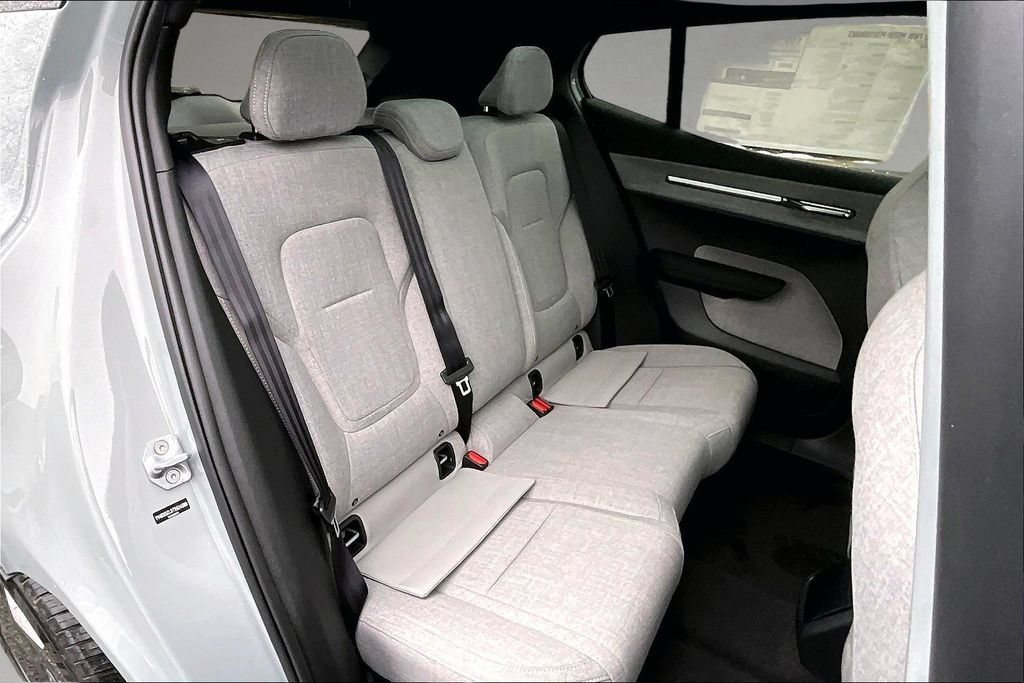 New 2026 Volvo EX30 Ultra w/ Climate Package AWD/4WD image 8