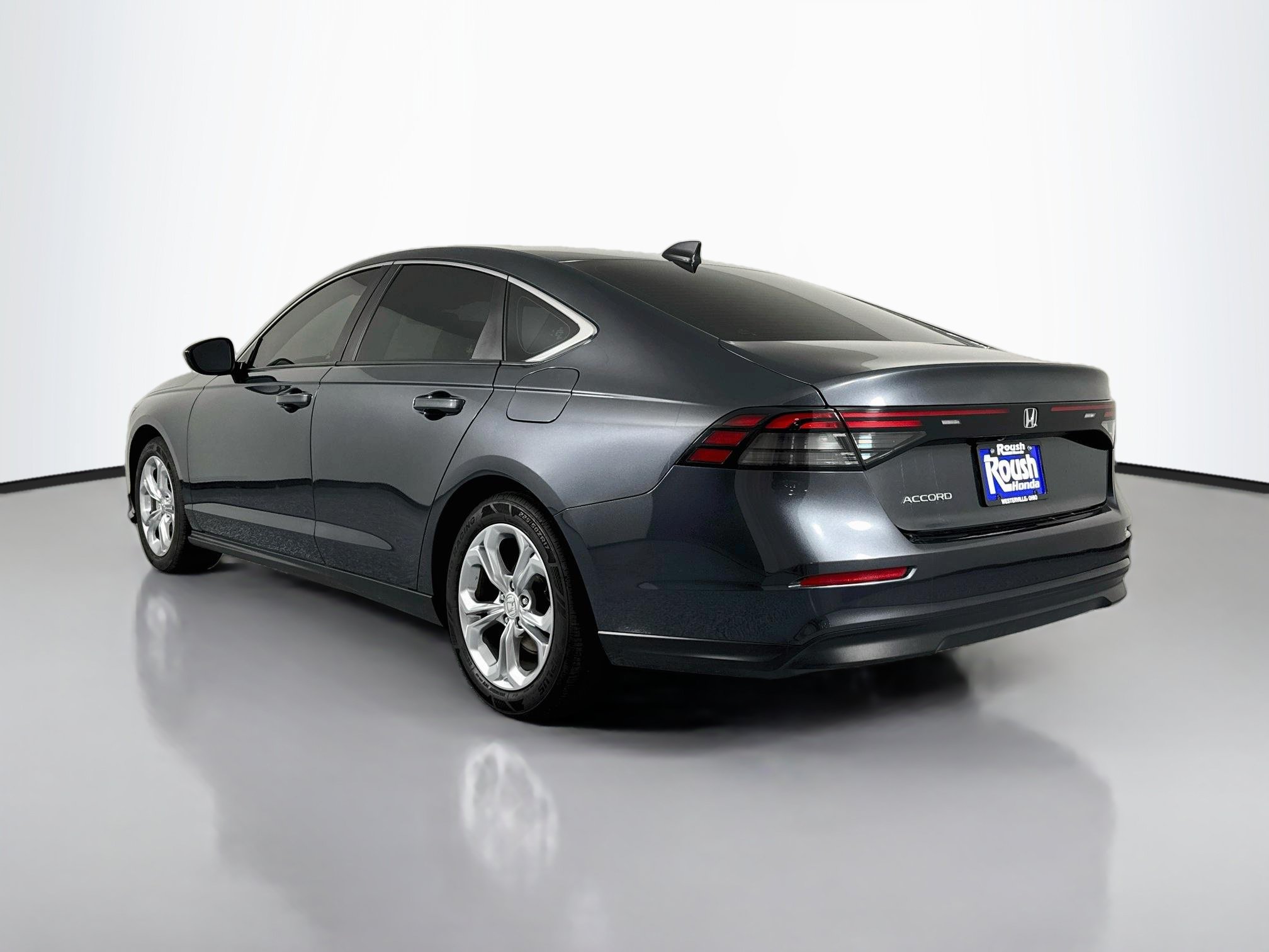 Certified 2023 Honda Accord LX image 7