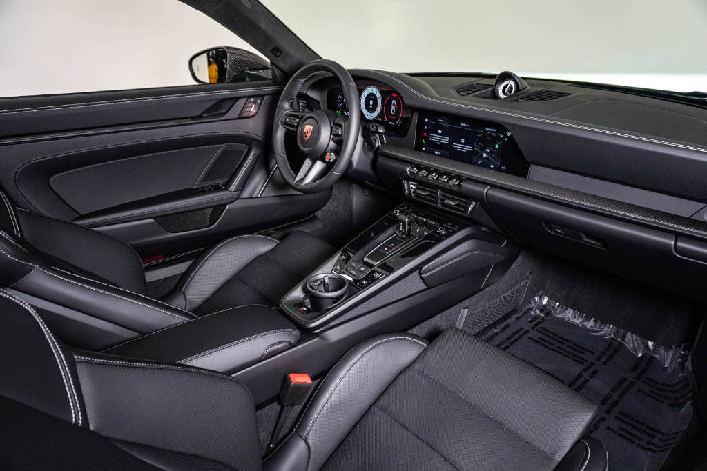 Certified 2026 Porsche 911 Carrera 4 GTS AWD/4WD image 15