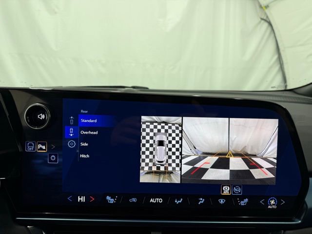 New 2026 Chevrolet Equinox EV LT image 34