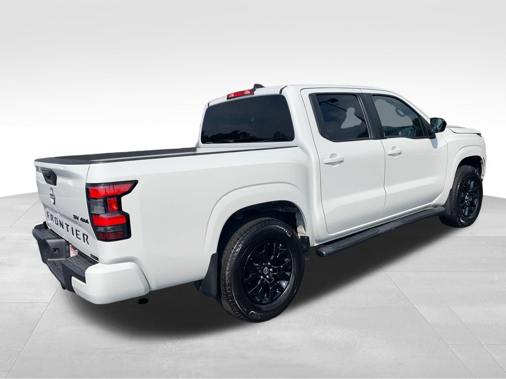 Used 2023 Nissan Frontier SV w/ Midnight Edition Package AWD/4WD image 5