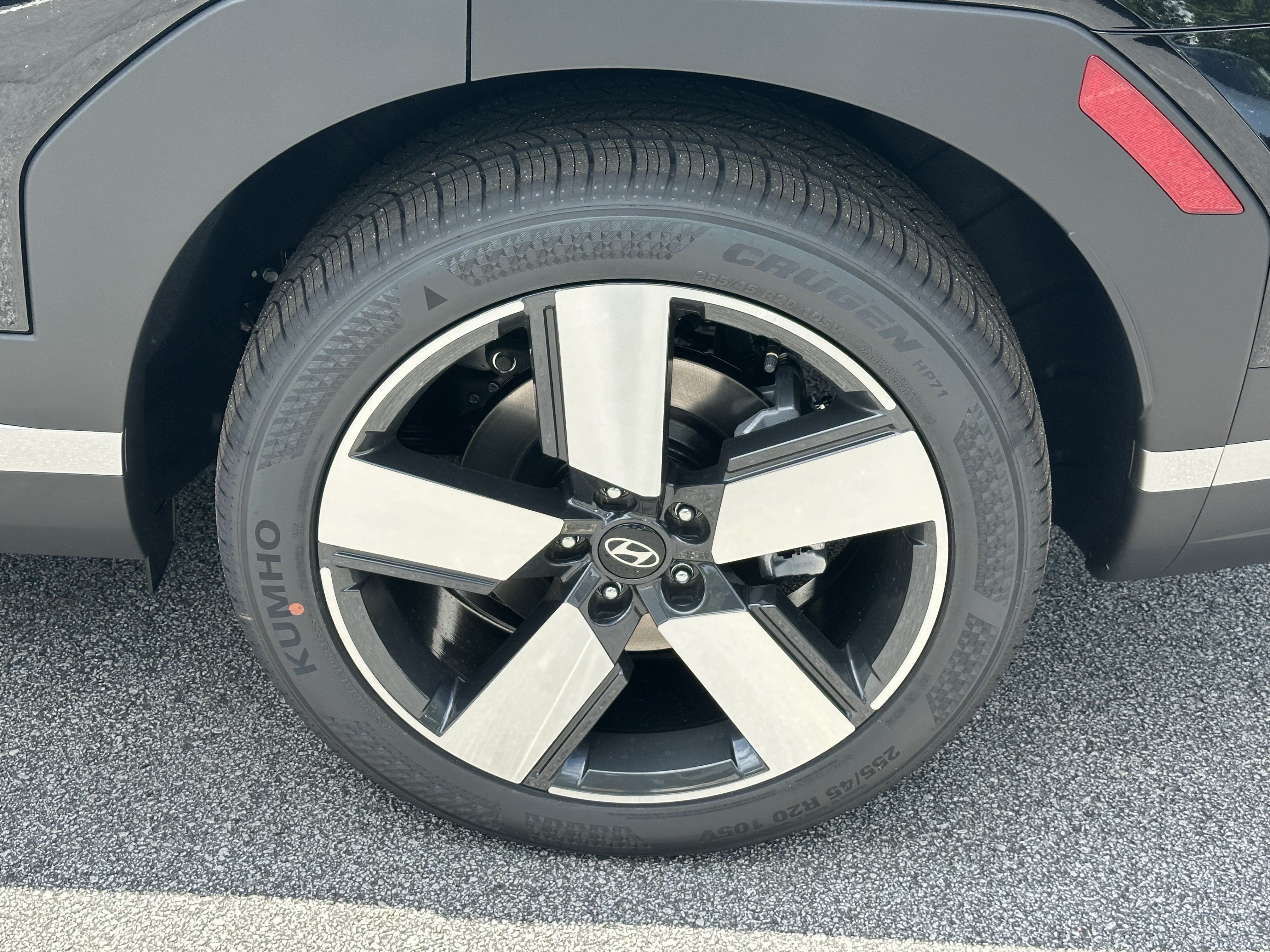 New 2026 Hyundai Santa Fe Limited w/ Tow & Go Package FWD image 19