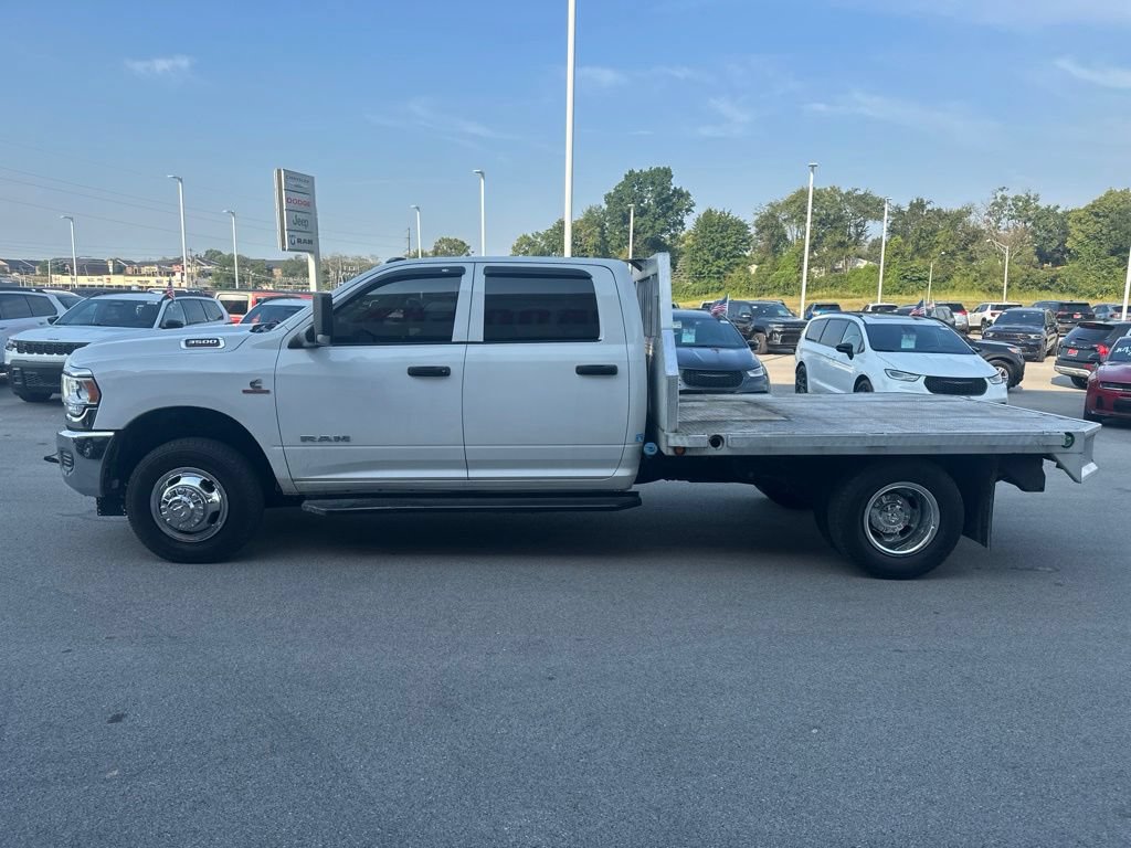 Used 2020 RAM 3500 Tradesman w/ Chrome Appearance Group AWD/4WD image 8