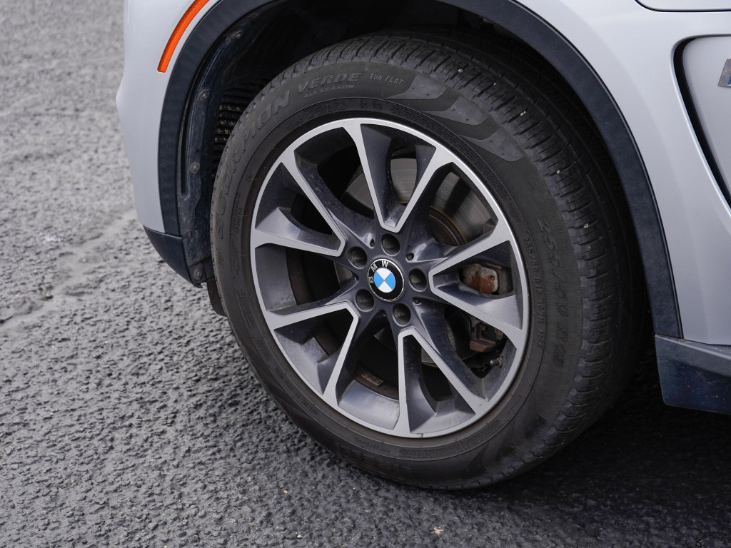 Used 2017 BMW X5 xDrive40e AWD/4WD image 7