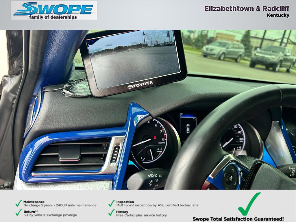 Used 2022 Toyota Camry SE image 16