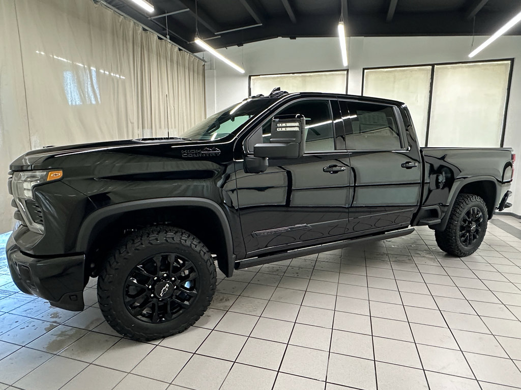 New 2026 Chevrolet Silverado 2500 High Country w/ High Country Premium Package image 14