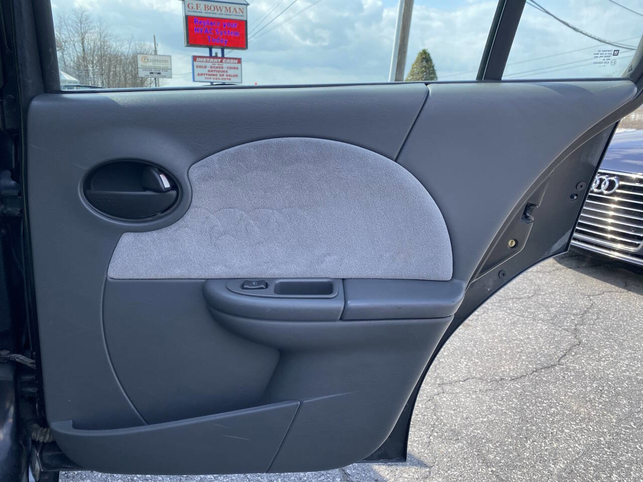 Used 2004 Saturn ION Level 3 image 19