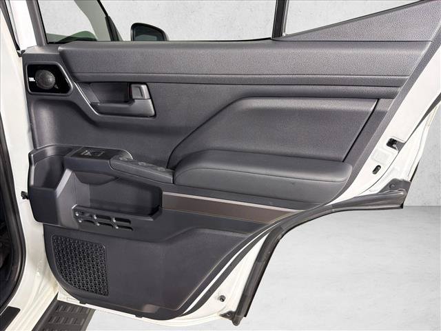 Used 2025 Toyota 4Runner TRD Off-Road Premium AWD/4WD image 16
