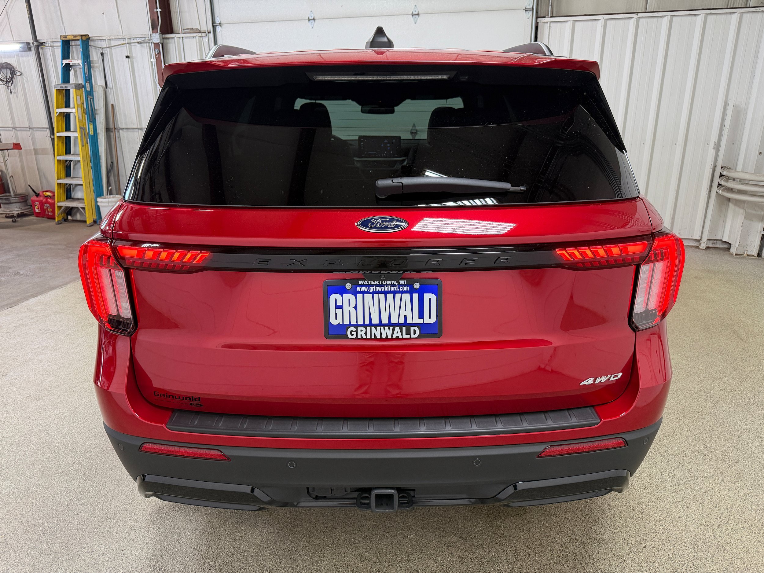New 2026 Ford Explorer ST-Line w/ ST-Line Street Pack AWD/4WD image 32