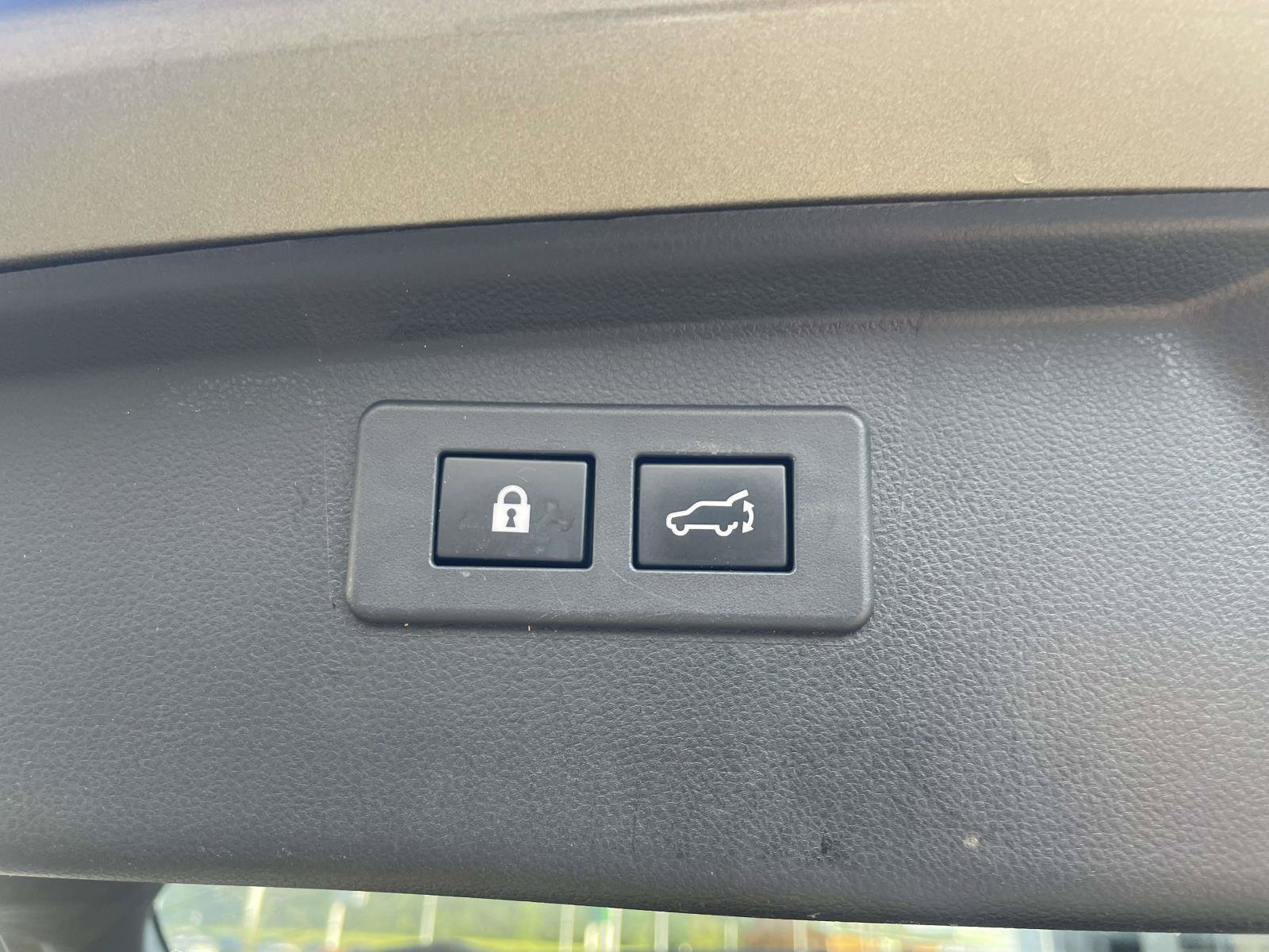 Used 2020 Subaru Outback Touring XT AWD/4WD image 7