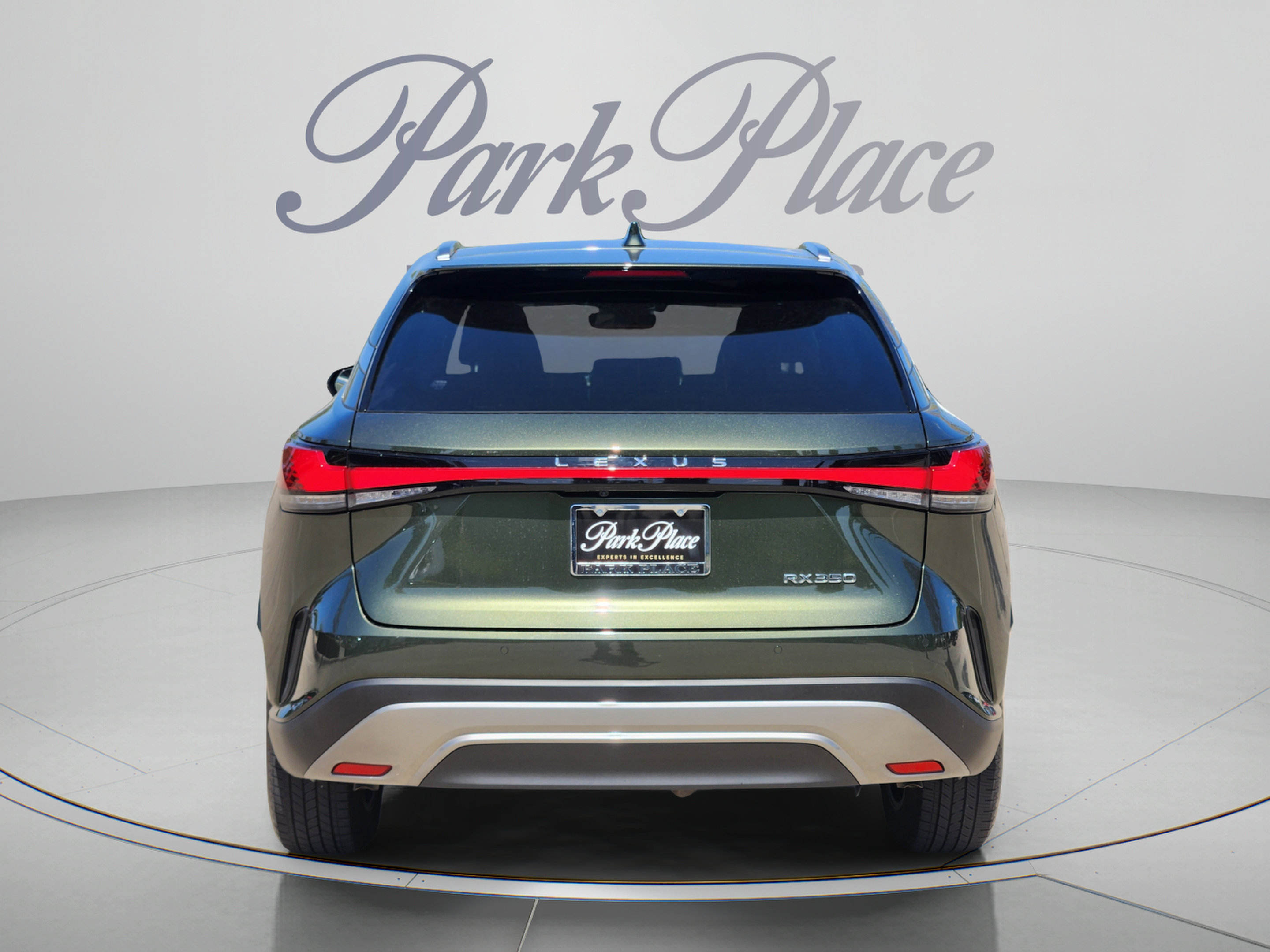 Used 2025 Lexus RX 350 Premium w/ Accessory Package (Z1) FWD image 4