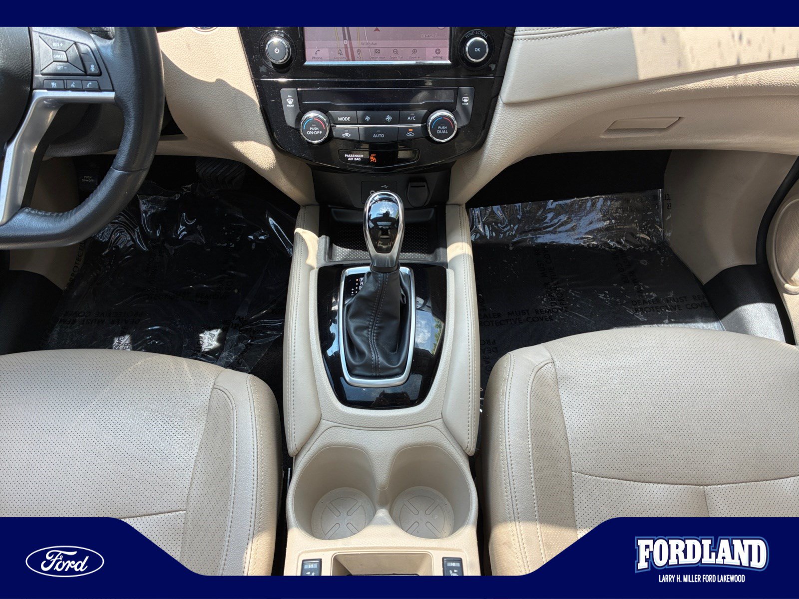 Used 2018 Nissan Rogue SL w/ Premium Package FWD image 31