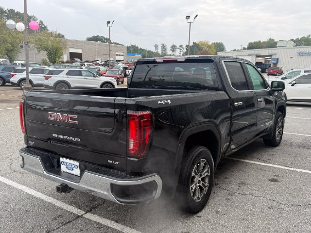 Used 2025 GMC Sierra 1500 SLT AWD/4WD image 5