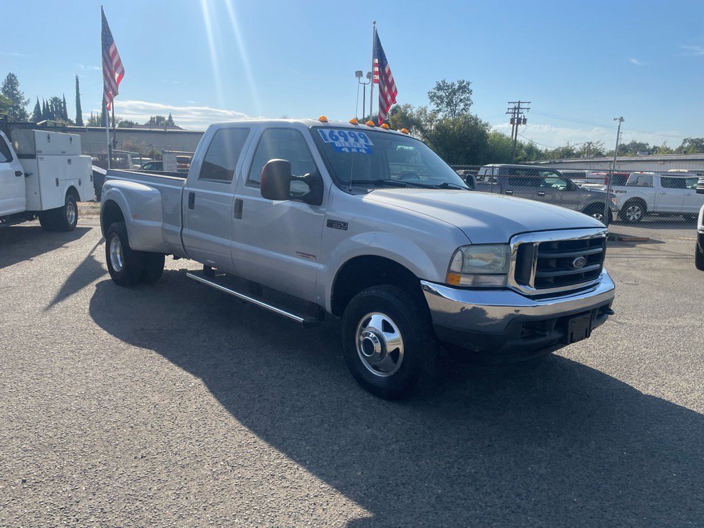 Used 2004 Ford F350 XLT AWD/4WD image 2