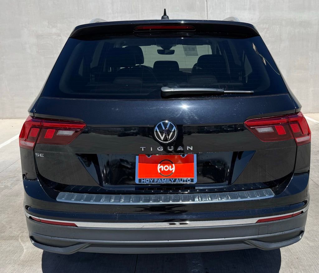 Used 2022 Volkswagen Tiguan SE image 4