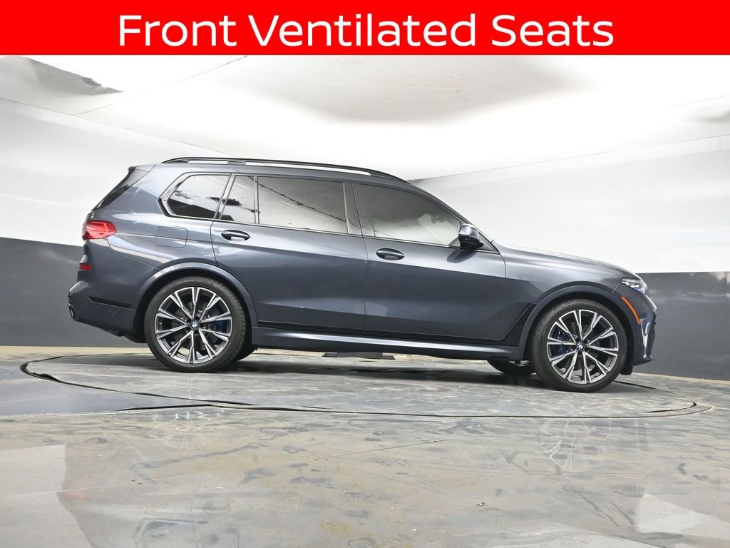 Used 2022 BMW X7 M50i image 35