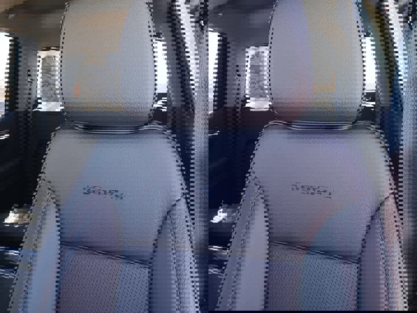 New 2026 GMC Sierra 1500 Denali w/ Denali Reserve Package image 18