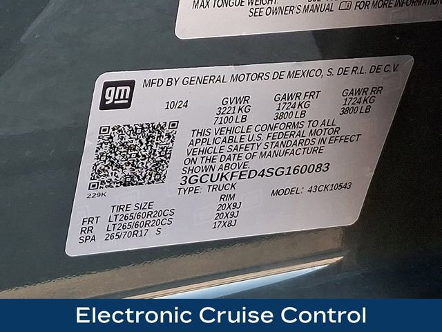 Used 2025 Chevrolet Silverado 1500 LT Trail Boss w/ LPO, Dark Essentials Package image 31