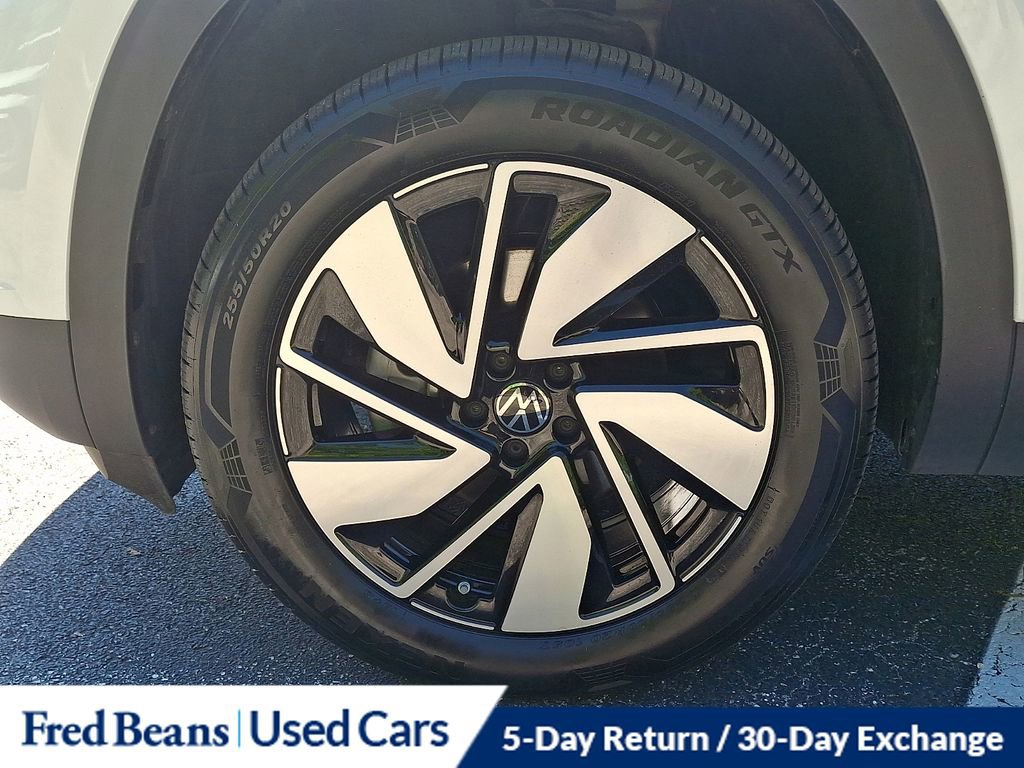 Used 2026 Volkswagen Atlas SE AWD/4WD image 8