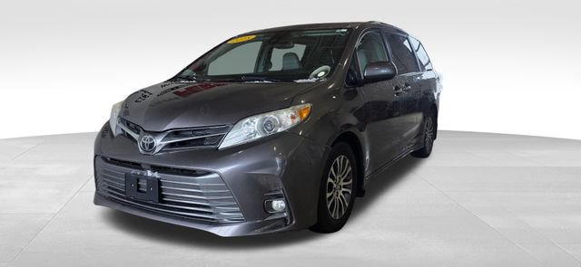 Used 2018 Toyota Sienna XLE Premium