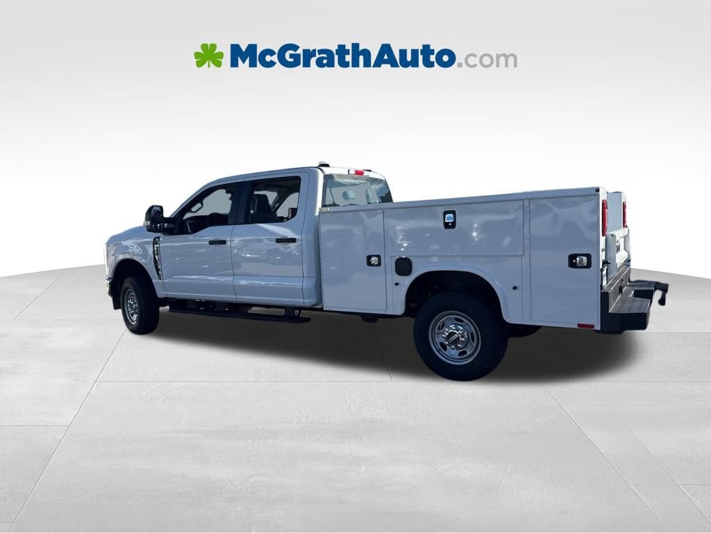 New 2026 Ford F250 XL w/ XL Chrome Package image 5