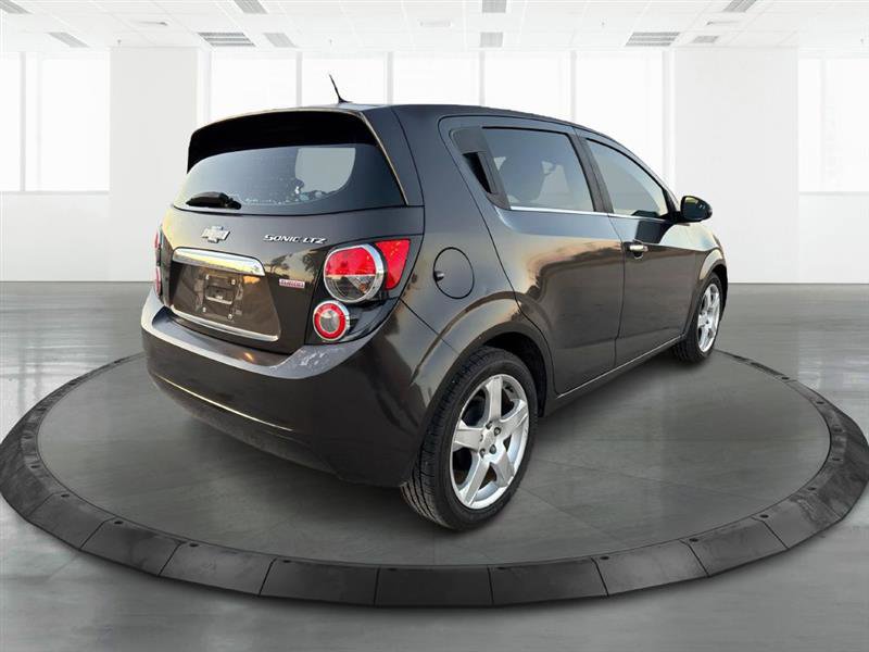 Used 2013 Chevrolet Sonic LTZ image 3