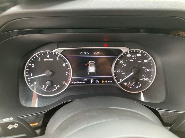 Used 2024 Nissan Pathfinder SV AWD/4WD image 16