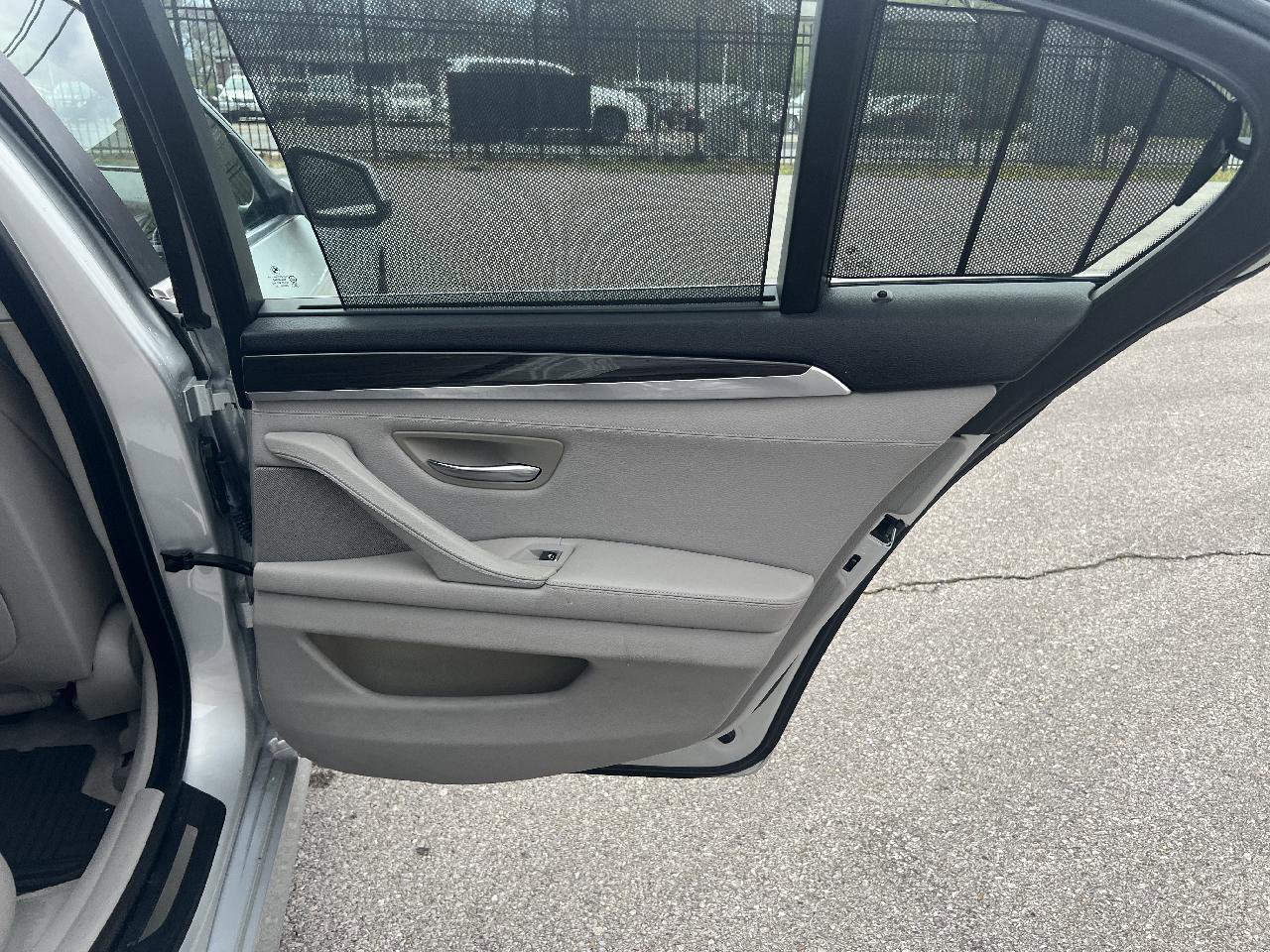 Used 2011 BMW 535i Sedan image 19