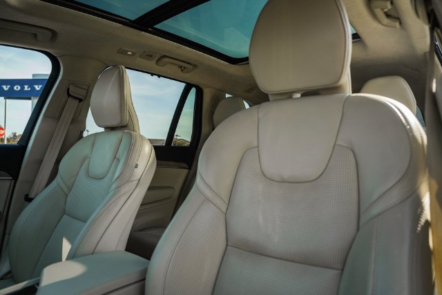 Certified 2024 Volvo XC90 T8 Ultimate w/ Lounge Package AWD/4WD image 36