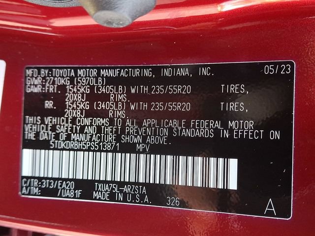 Used 2023 Toyota Highlander XSE image 28