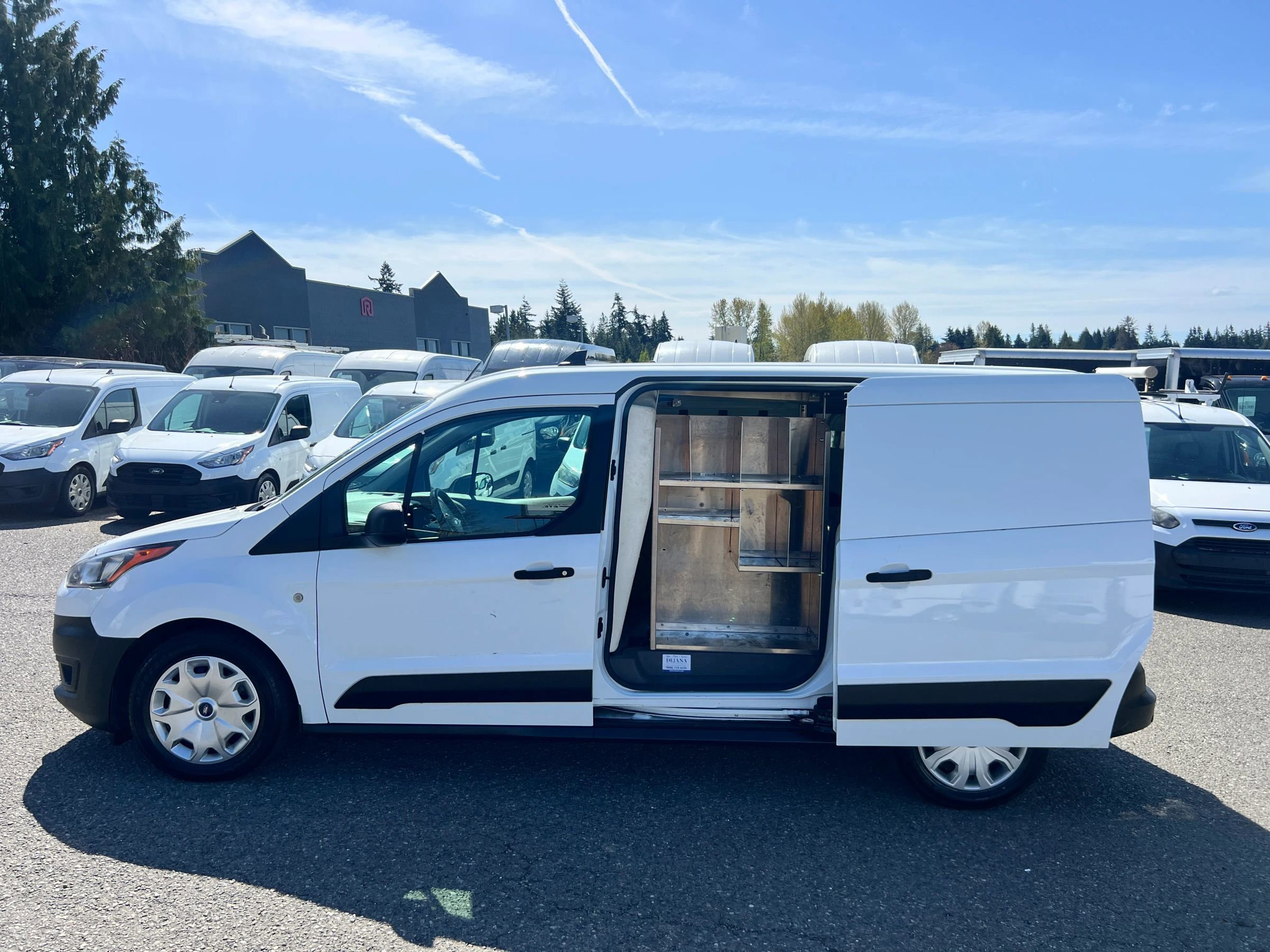 Used 2020 Ford Transit Connect XL image 9