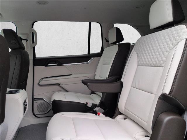 New 2026 GMC Acadia Denali w/ Super Cruise Package AWD/4WD image 16
